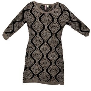 Anthropologie Ayla Silver/Black Sparkle Fitted Sweater Dress- Small